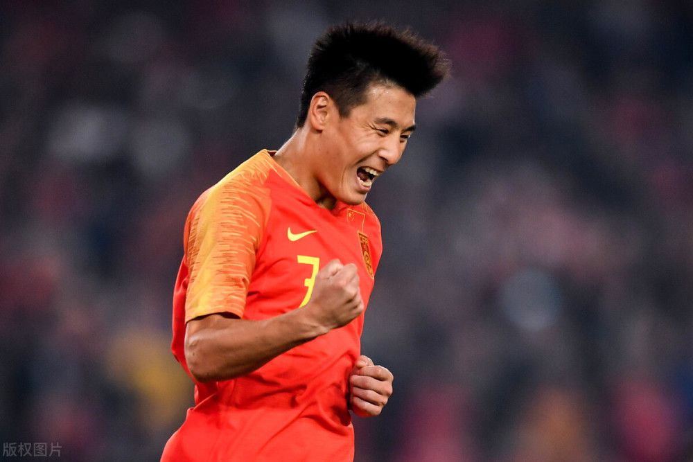 战报欧联-罗马3-0大胜谢里夫小组第二进16强附加赛北京时间12月15日凌晨1时45分，欧联杯小组赛G组第6轮，罗马主场迎战谢里夫。